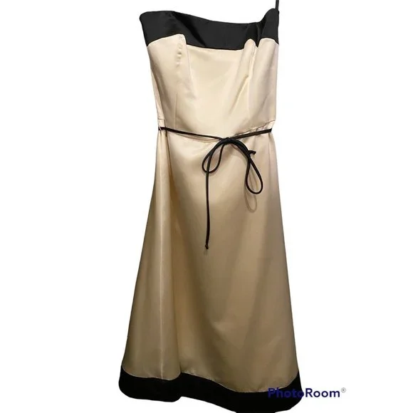 White House Black Market | Dresses | Nwt White House Black Market Cream  Black Strapless Cocktail Party Dress 6 New | Poshmark
